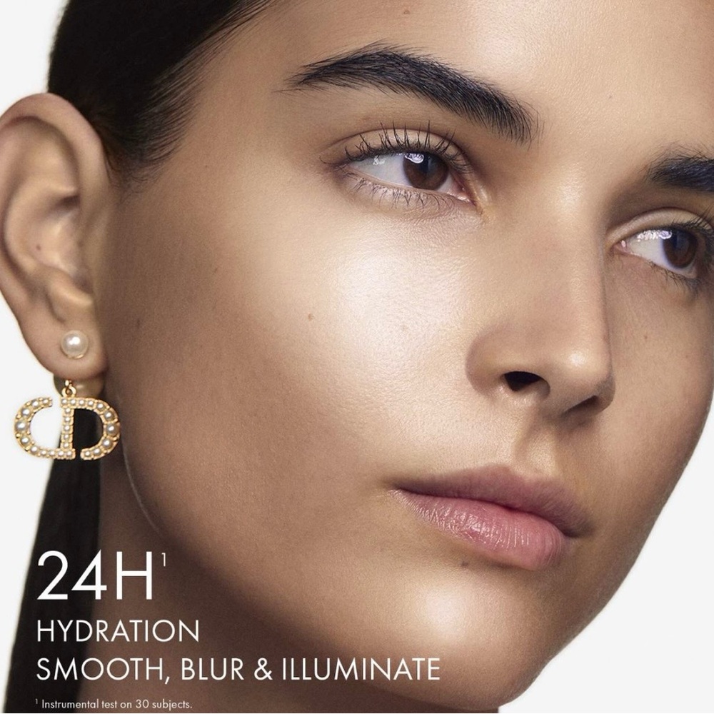 Dior Forever Glow Star Filter (3) - Picture 5 of 8